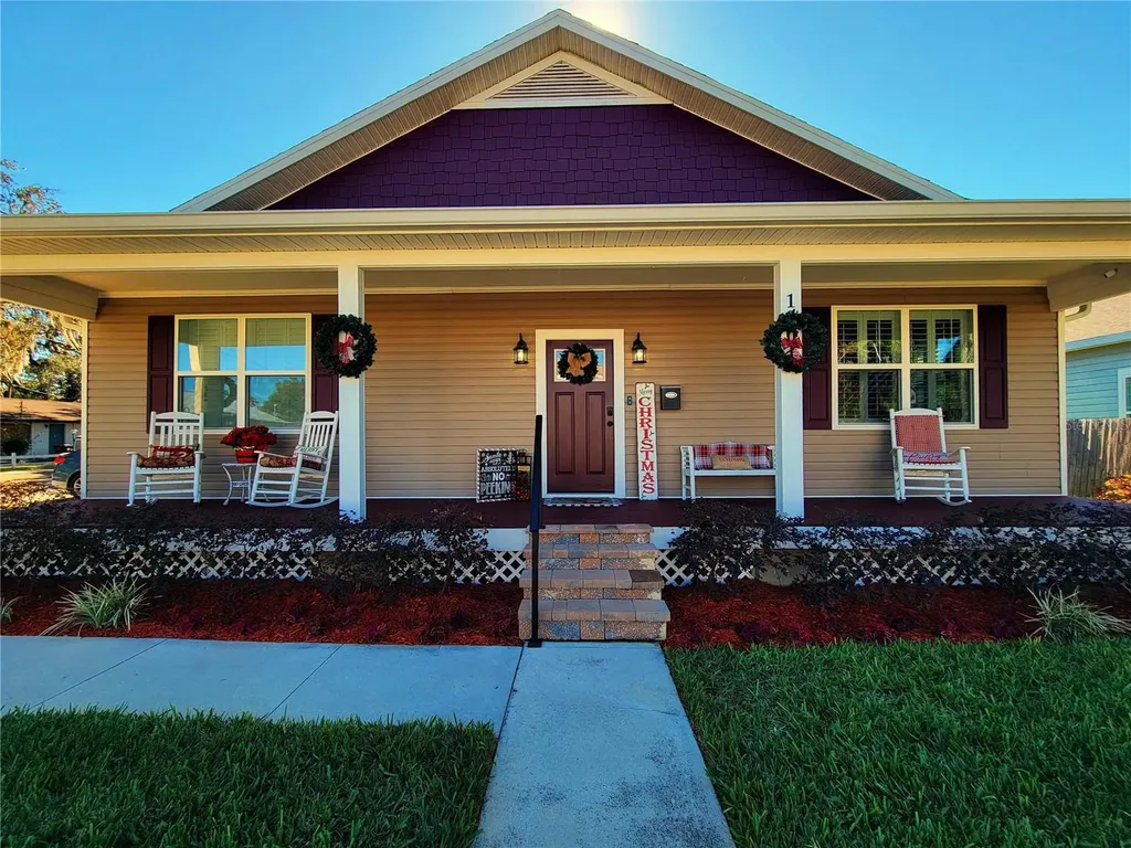 1001 W Reynolds Street Plant City FL 33563