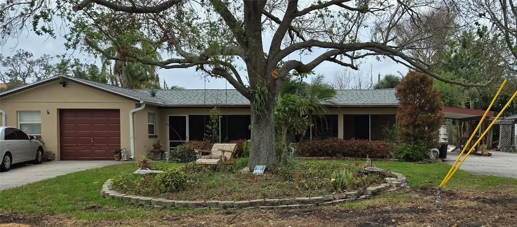 7054 Hibiscus Avenue S South Pasadena FL 33707