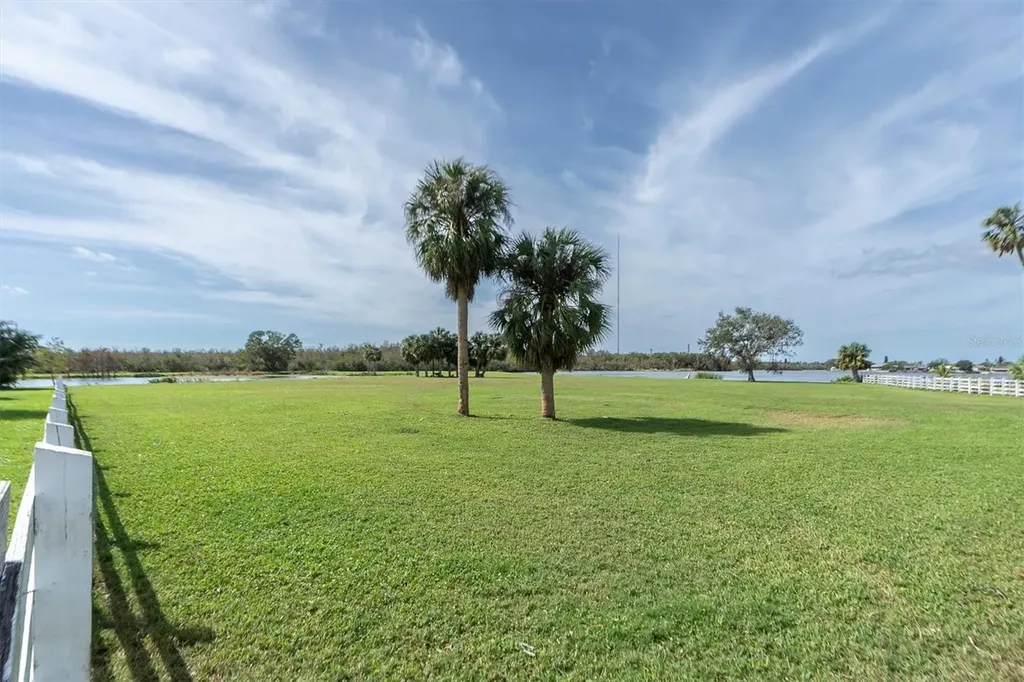 0 Silhouette Lane Holiday FL 34691