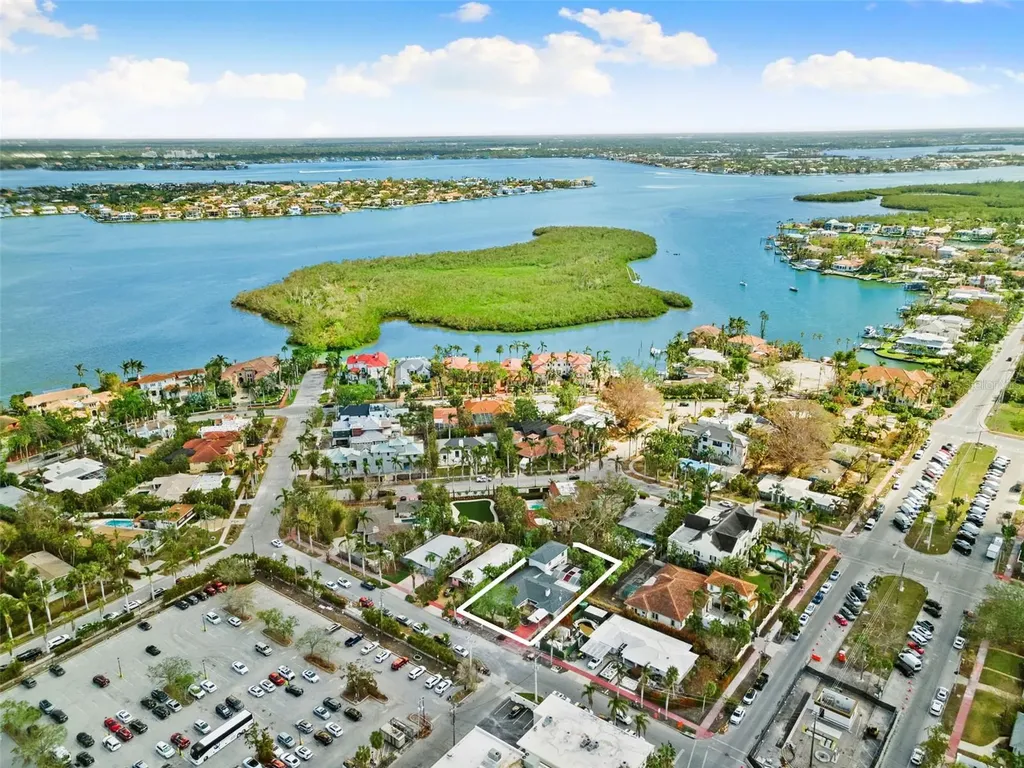 430 Monroe Drive Sarasota FL 34236