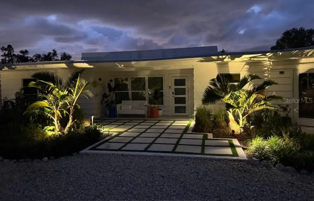 6304 Beechwood Avenue Sarasota FL 34231