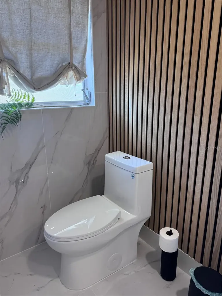 6304 Beechwood Avenue Sarasota FL 34231
