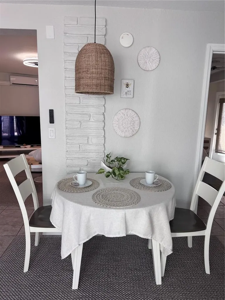 6304 Beechwood Avenue Sarasota FL 34231