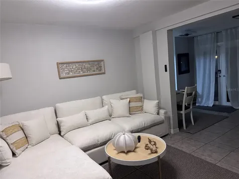 6304 Beechwood Avenue Sarasota FL 34231