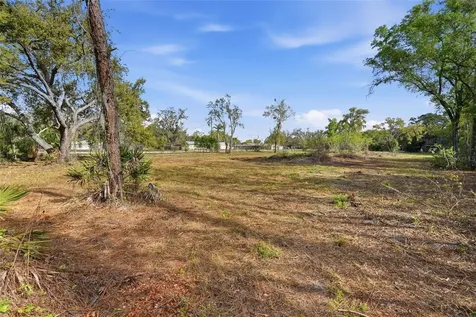 9906 Hilltop Drive New Port Richey FL 34654