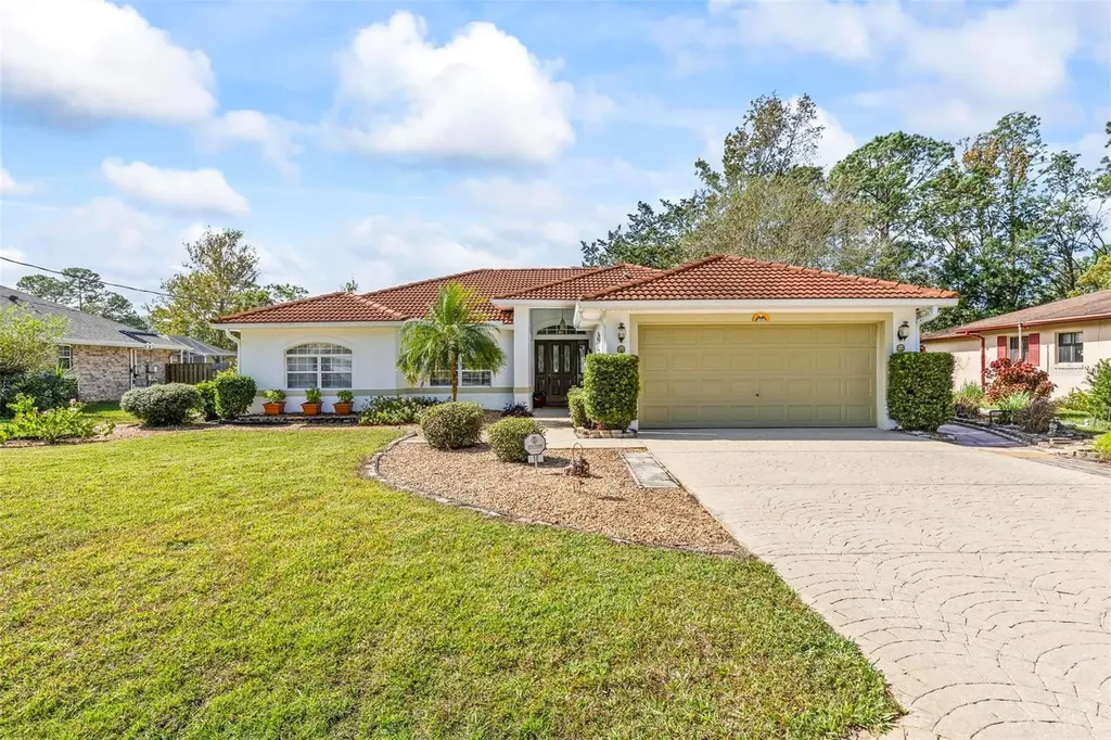 18 Potters Lane Palm Coast FL 32164