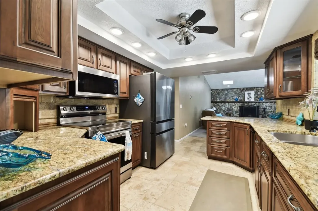 117 Hillcrest Drive Bradenton FL 34209