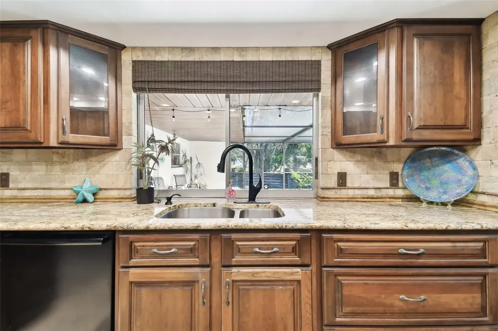 117 Hillcrest Drive Bradenton FL 34209