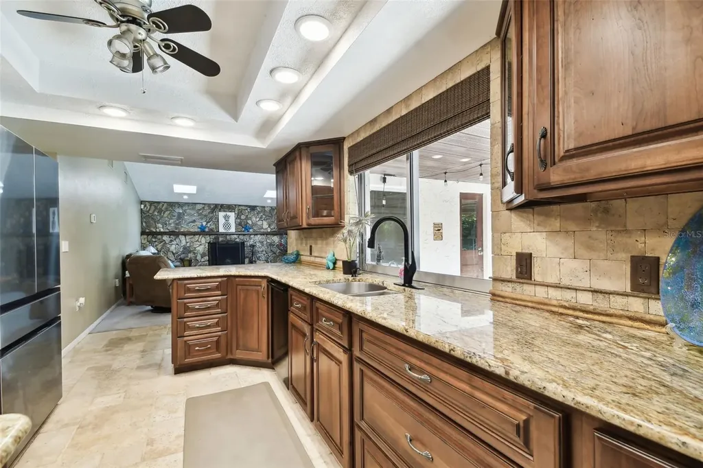 117 Hillcrest Drive Bradenton FL 34209