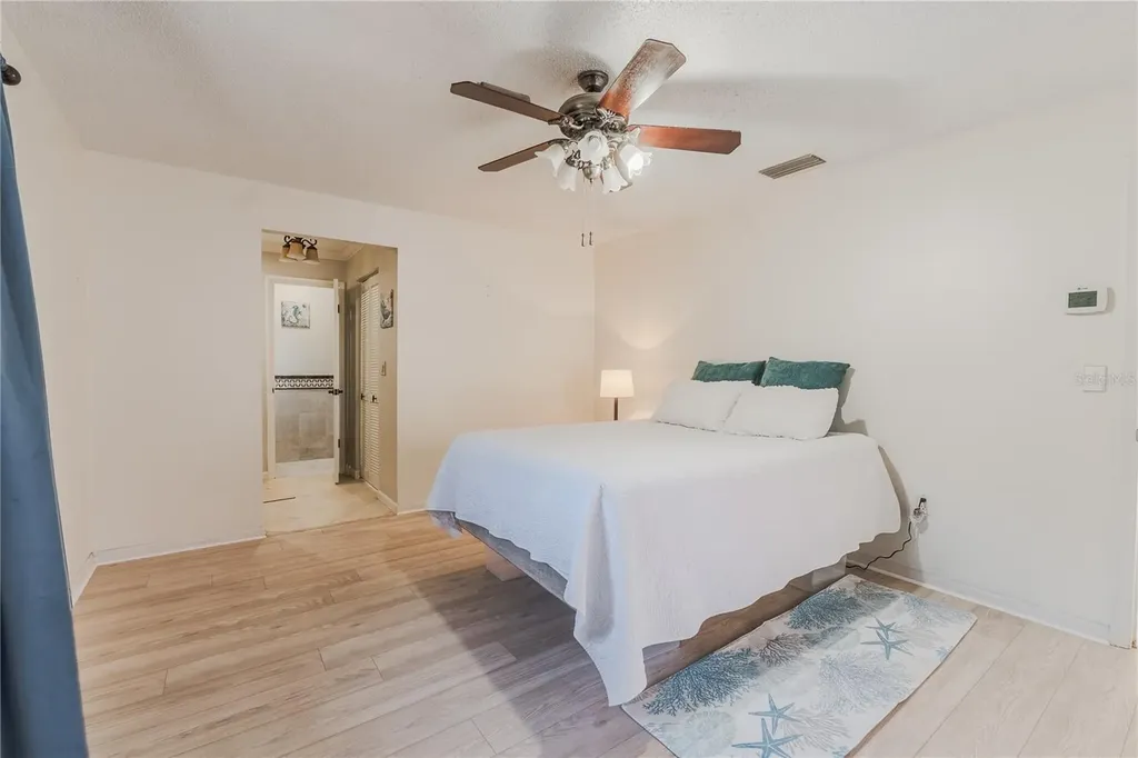 117 Hillcrest Drive Bradenton FL 34209