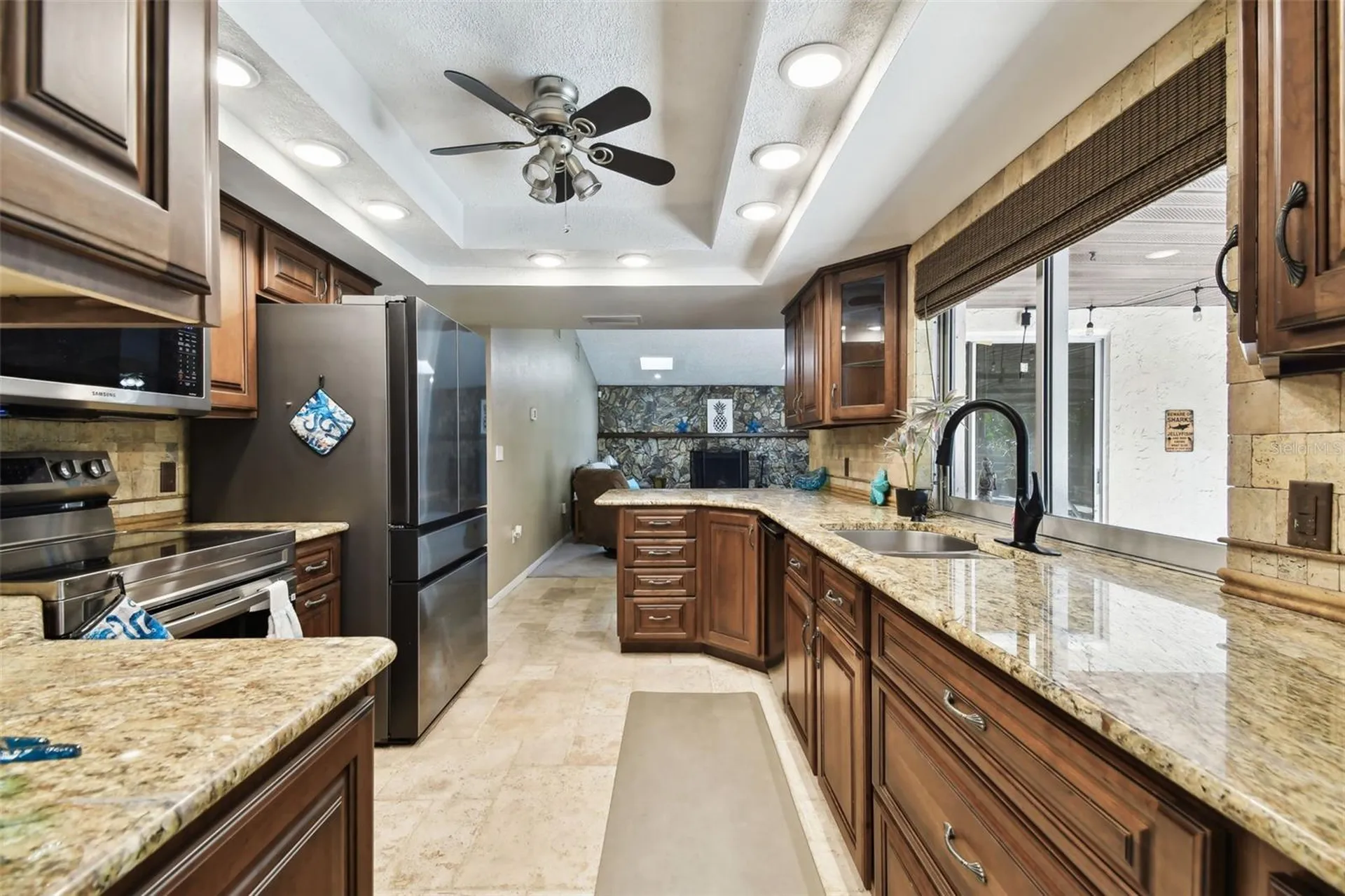 117 Hillcrest Drive Bradenton FL 34209