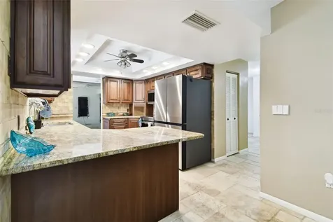 117 Hillcrest Drive Bradenton FL 34209