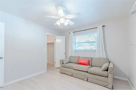 117 Hillcrest Drive Bradenton FL 34209