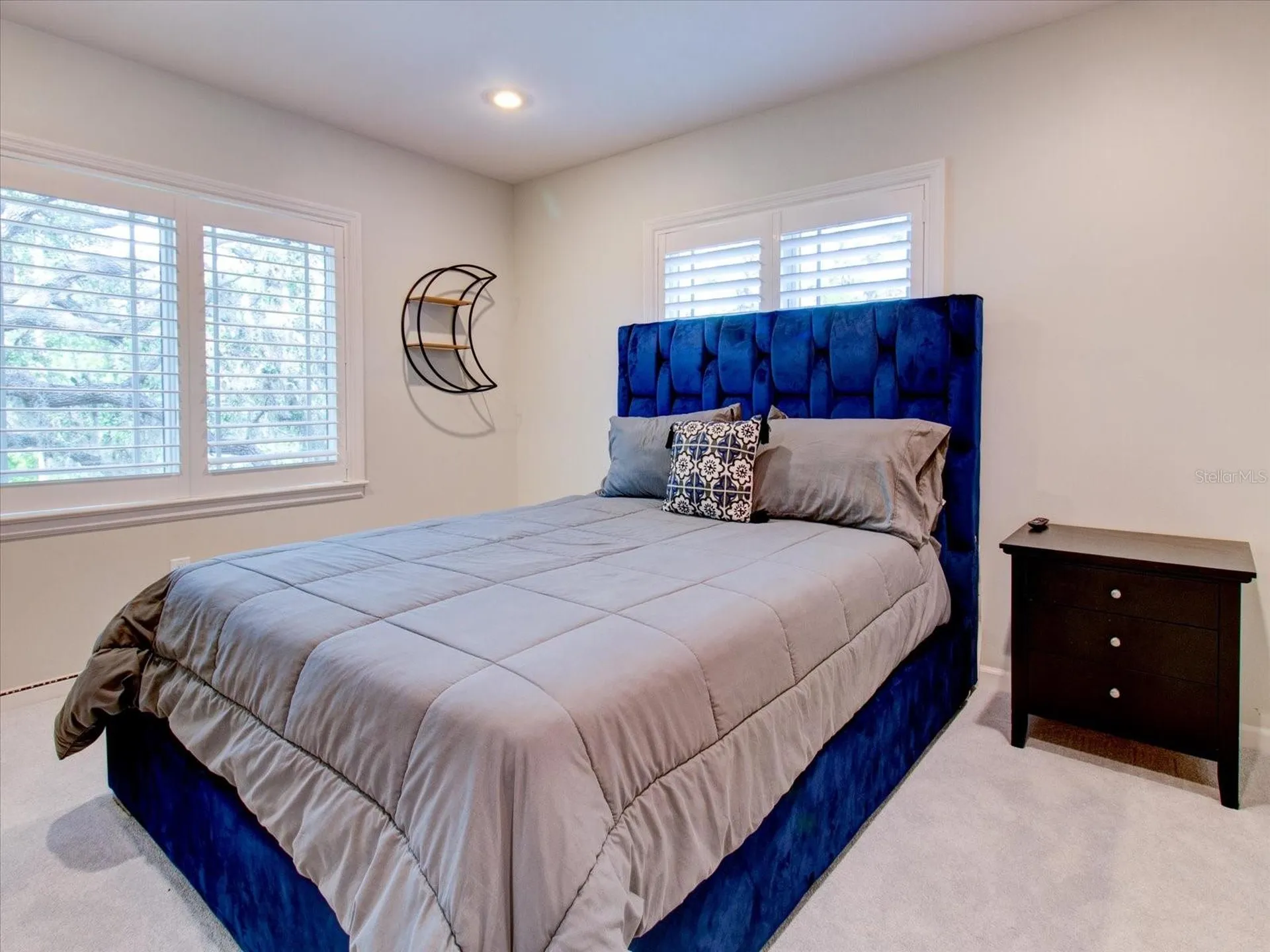 518 Riverside Drive Tarpon Springs FL 34689