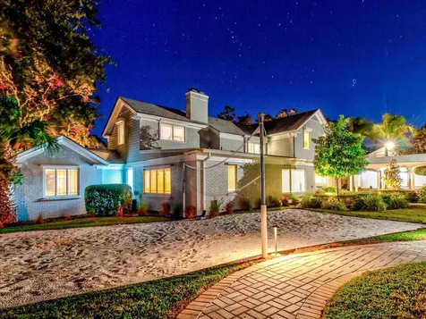 518 Riverside Drive Tarpon Springs FL 34689
