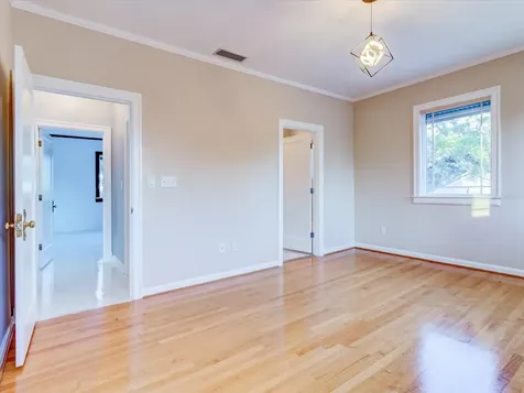518 Riverside Drive Tarpon Springs FL 34689