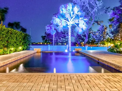518 Riverside Drive Tarpon Springs FL 34689