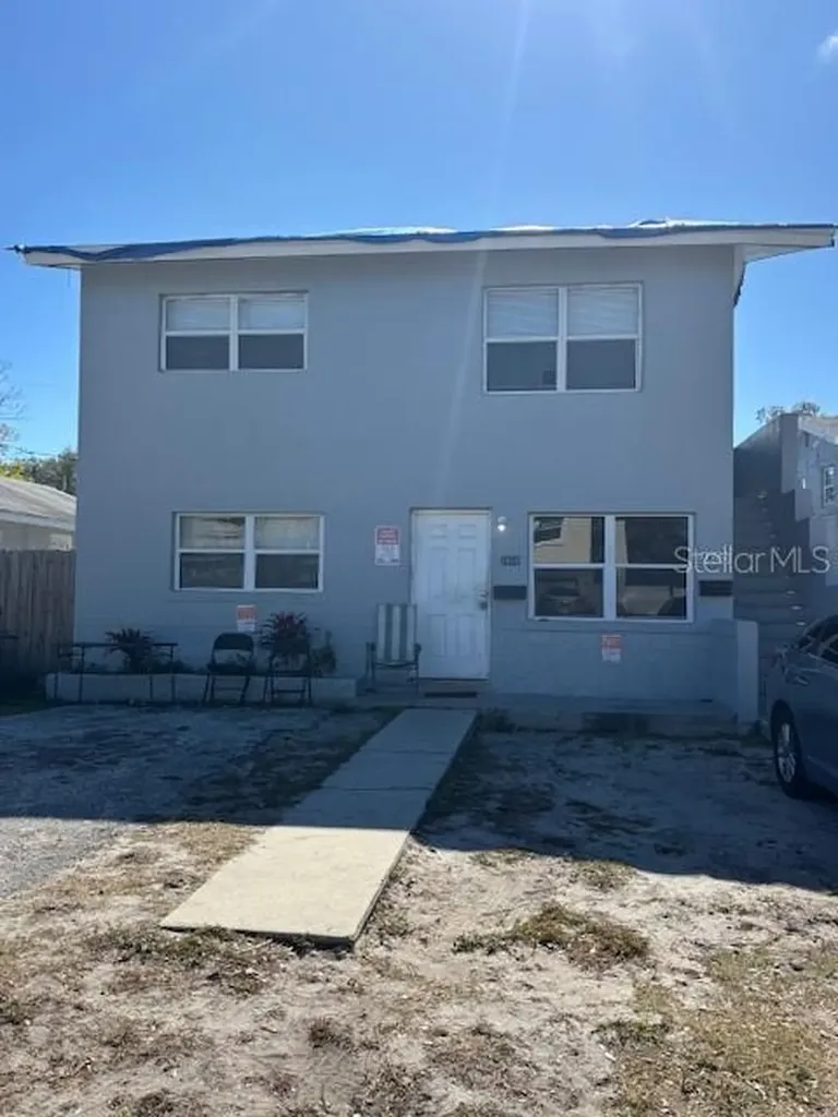 2858 Freemont Terrace S St Petersburg FL 33712