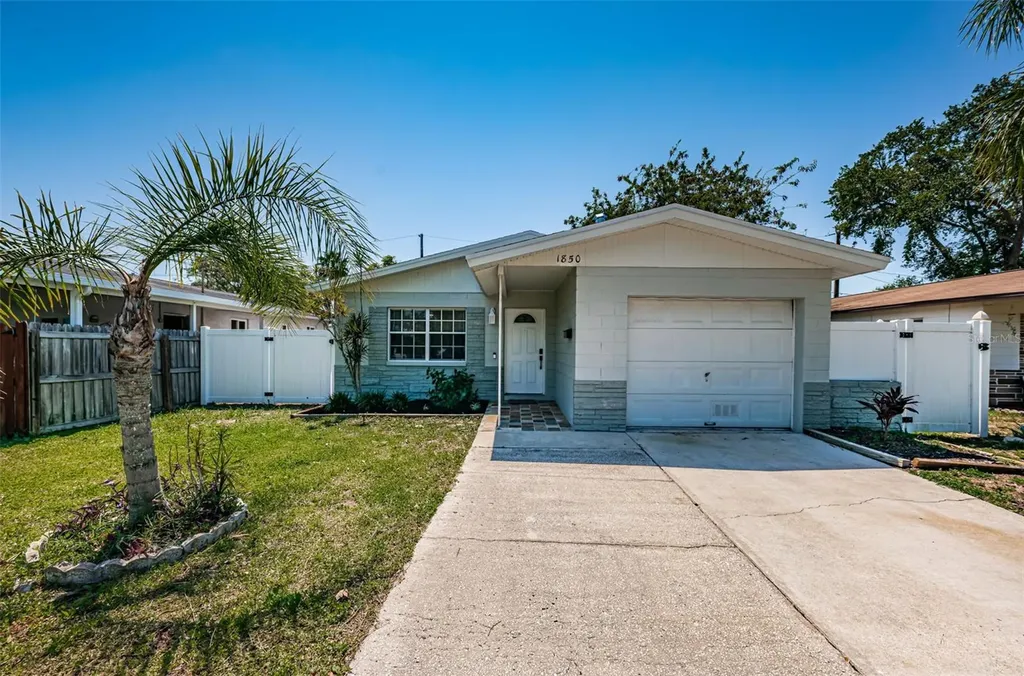 1850 Maryland Avenue NE St Petersburg FL 33703