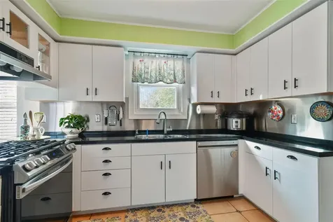 311 N Bradford Avenue Tampa FL 33609