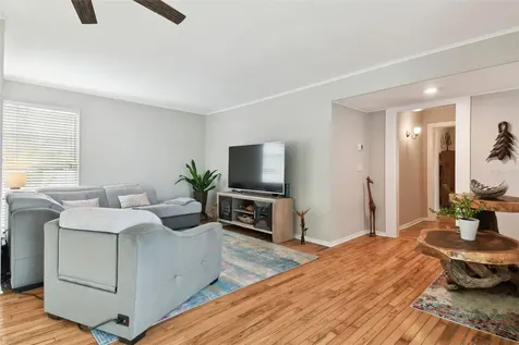 311 N Bradford Avenue Tampa FL 33609
