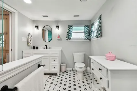 311 N Bradford Avenue Tampa FL 33609