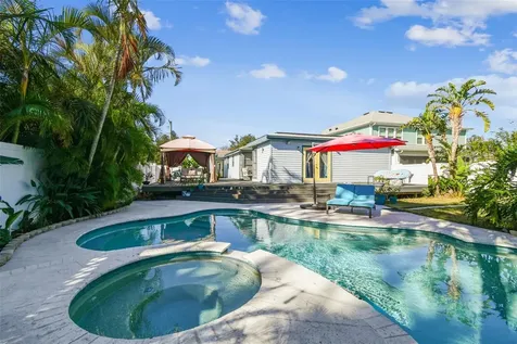311 N Bradford Avenue Tampa FL 33609