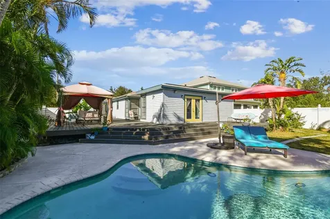 311 N Bradford Avenue Tampa FL 33609