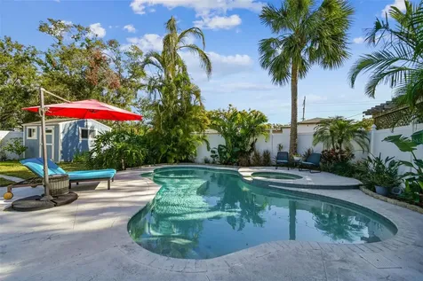 311 N Bradford Avenue Tampa FL 33609