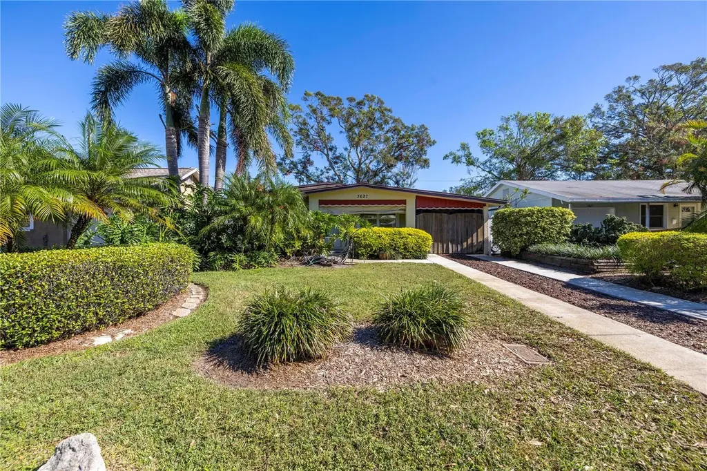 3627 38th Street N St Petersburg FL 33713