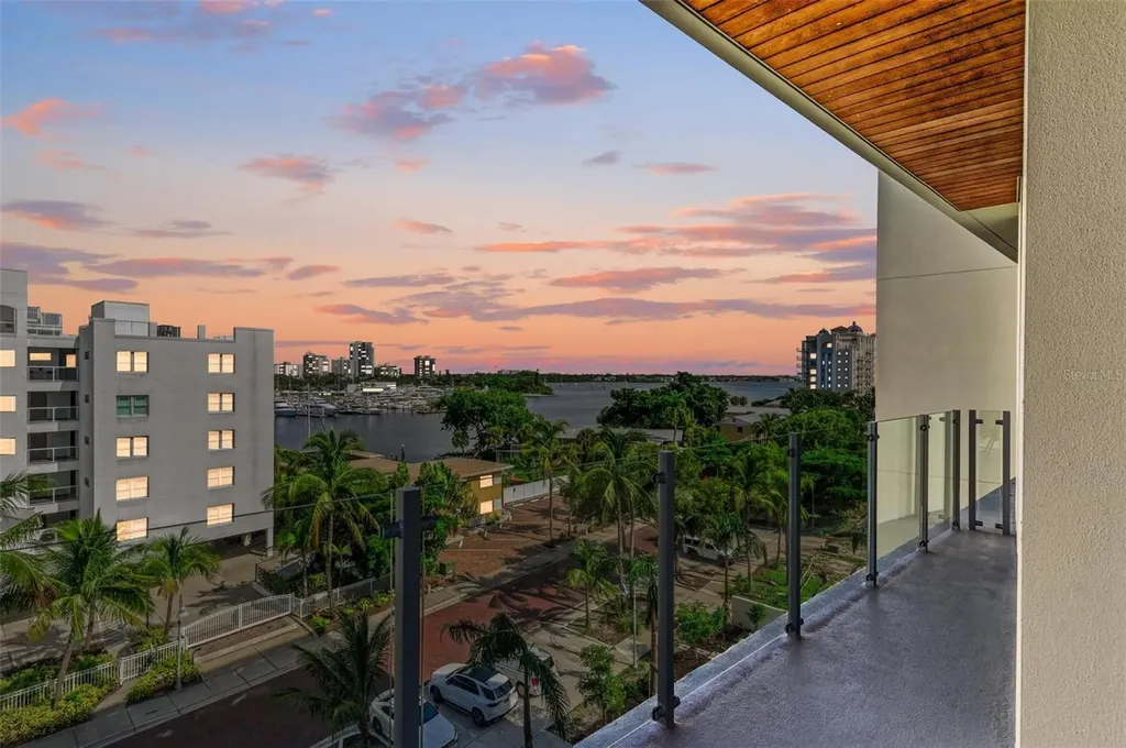 111 Golden Gate Point Sarasota FL 34236