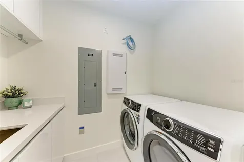 111 Golden Gate Point Sarasota FL 34236