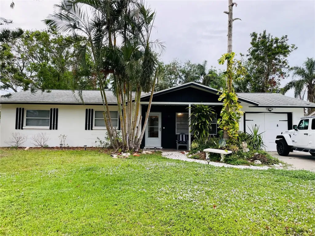 2549 Arapaho Street Sarasota FL 34231