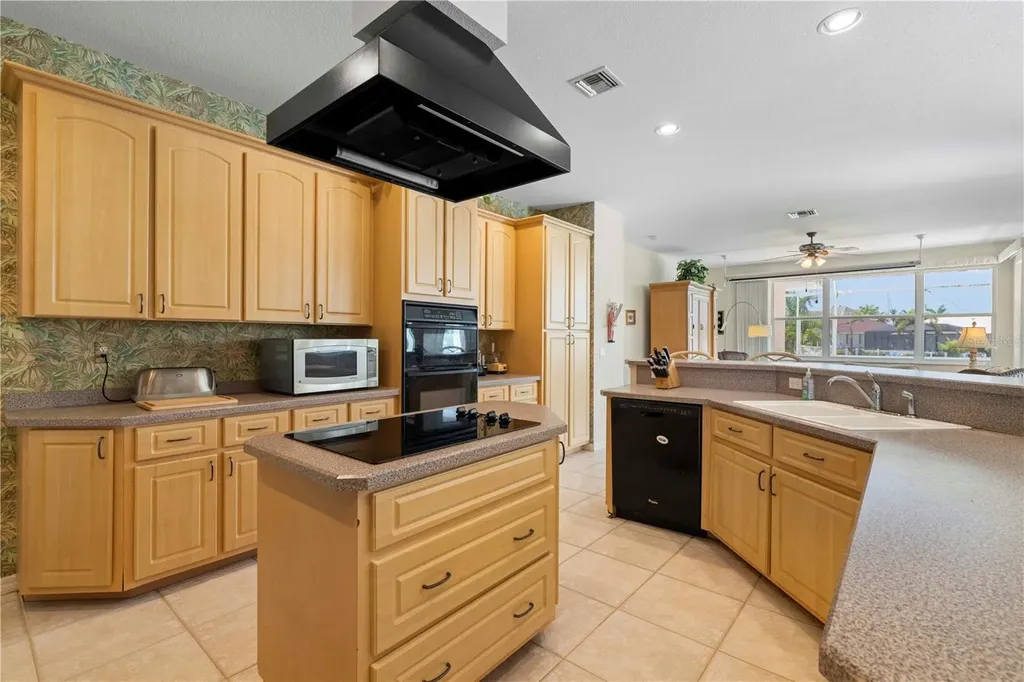 2507 Via Veneto Drive Punta Gorda FL 33950