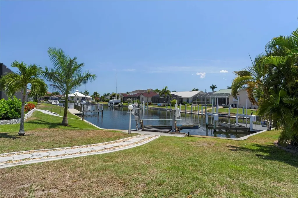 2507 Via Veneto Drive Punta Gorda FL 33950