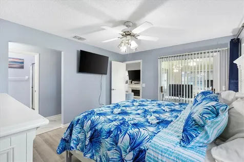 32639 Oak Park Drive Leesburg FL 34748