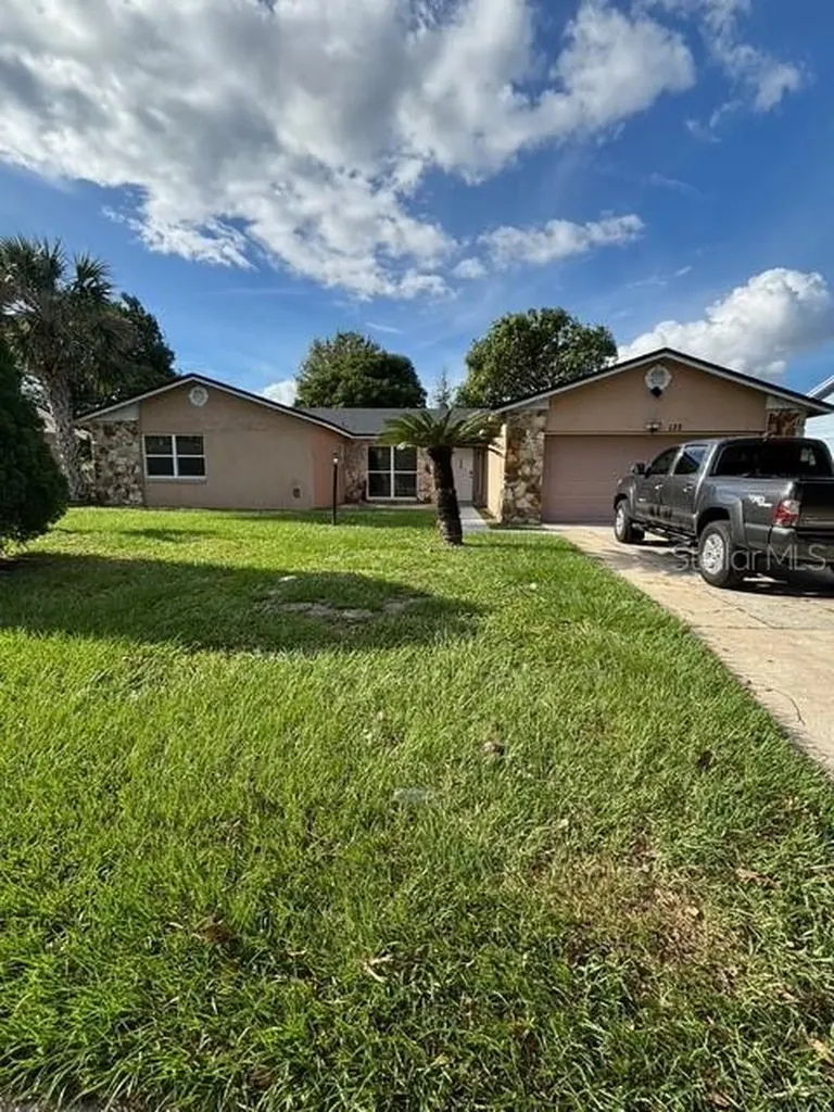 132 Juarez Drive Kissimmee FL 34743