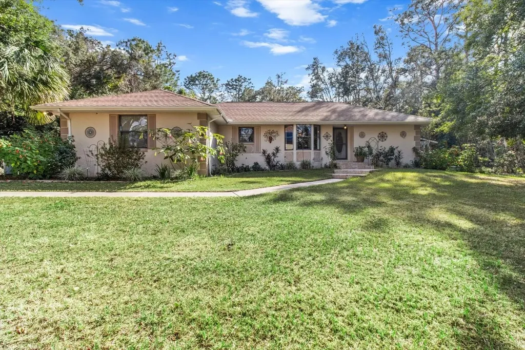 600 W Liberty Street Hernando FL 34442
