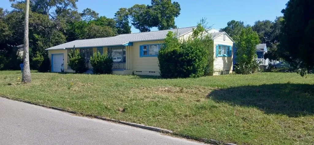 3194 10th Avenue N St Petersburg FL 33713