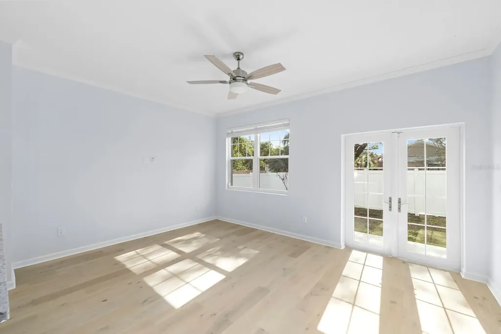 1815 E 22nd Avenue Tampa FL 33605