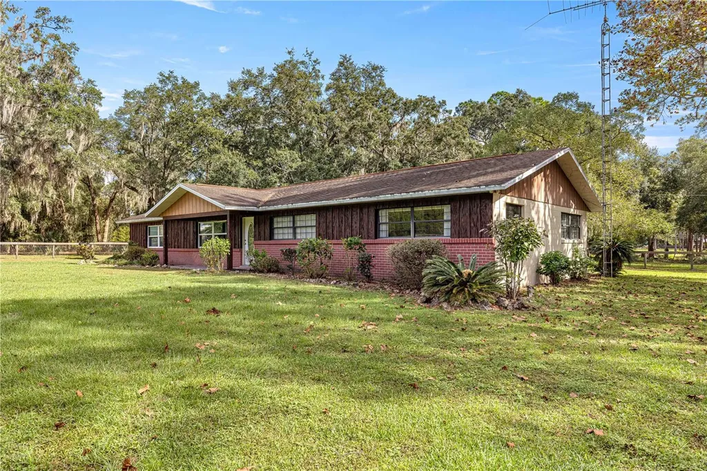 10861 SE 108th Terrace Road Belleview FL 34420