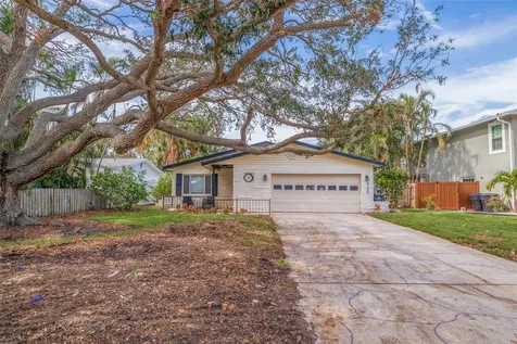 3700 Bayshore Boulevard NE St Petersburg FL 33703