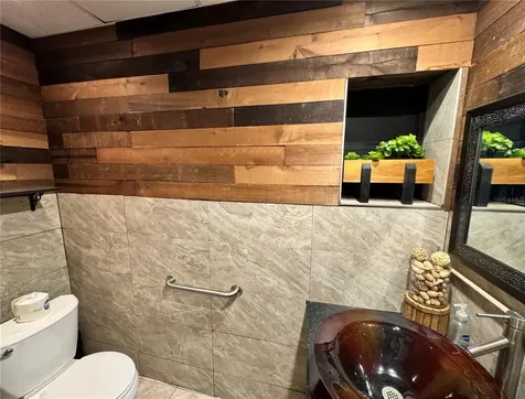 3080 Bee Ridge Road Sarasota FL 34239