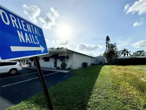 3080 Bee Ridge Road Sarasota FL 34239