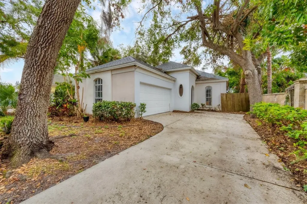 1742 Wisconsin Lane Sarasota FL 34239