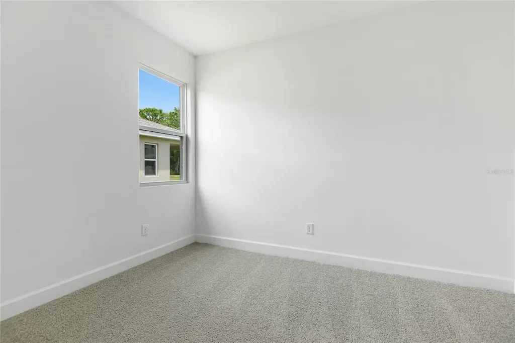4060 Bannock Avenue Tavares FL 32778