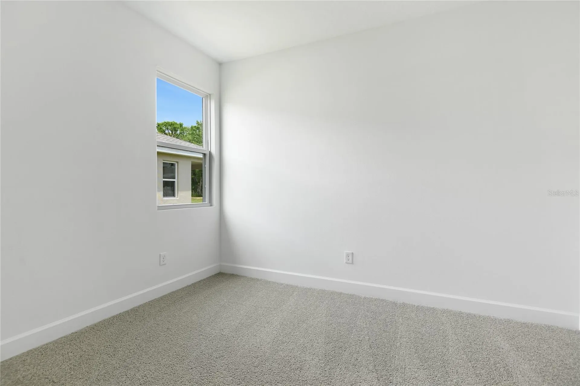 4060 Bannock Avenue Tavares FL 32778