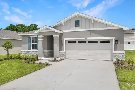 4060 Bannock Avenue Tavares FL 32778
