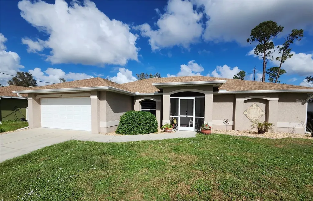 2250 Villa Green Avenue North Port FL 34288