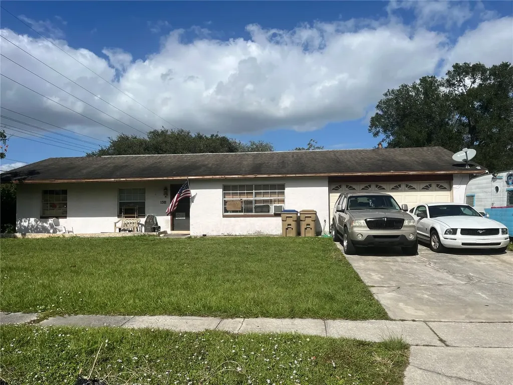 1301 Mill Creek Circle Kissimmee FL 34744